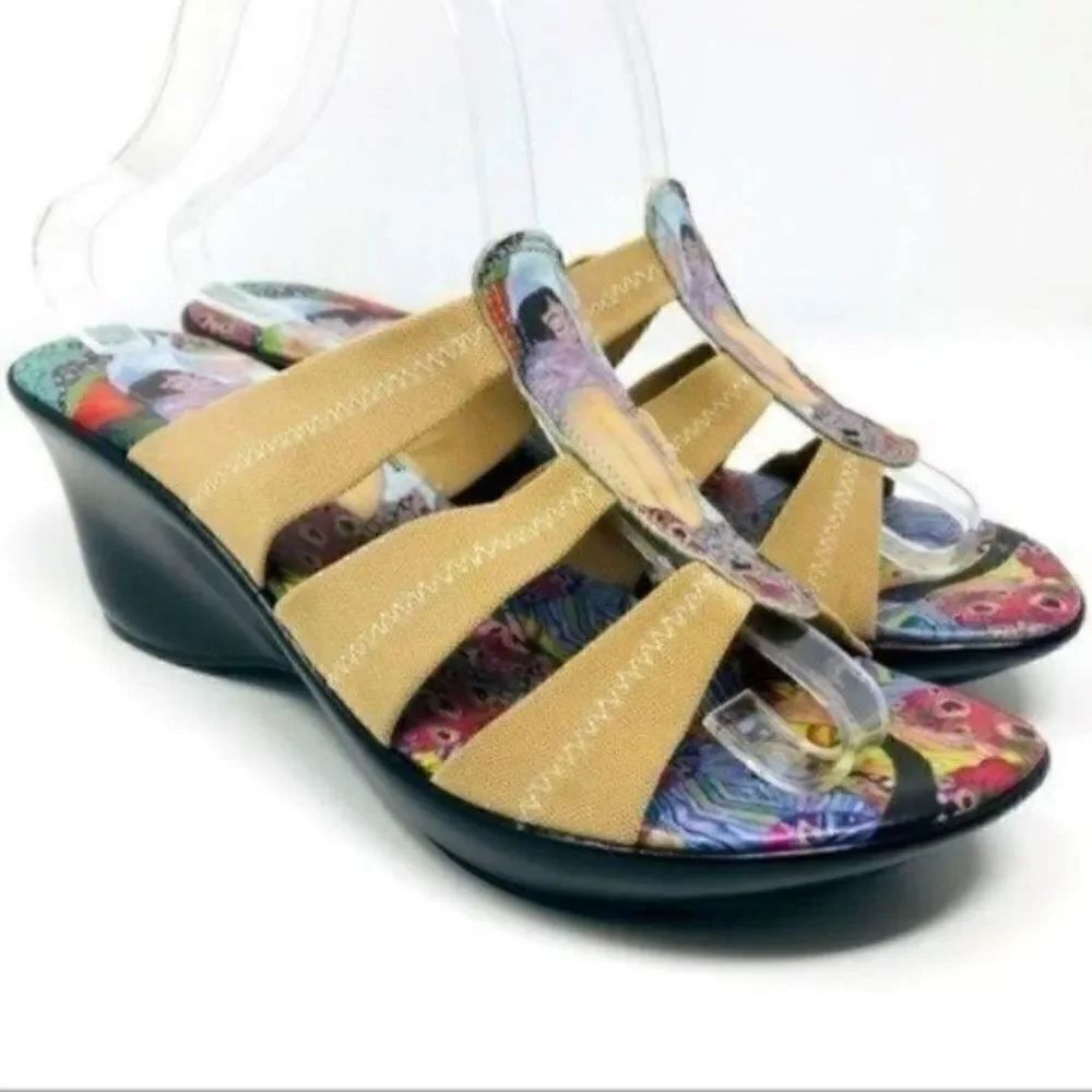 Gustav Klimt womans wedged sandals US 9 work of art BoxO